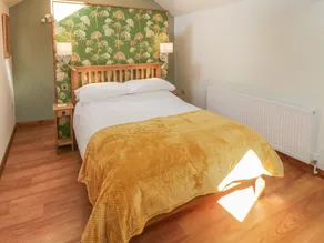 Yeoman's Cottage - Rom