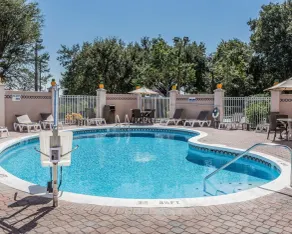 Comfort Inn & Suites Lakeland North I-4 - Piscine