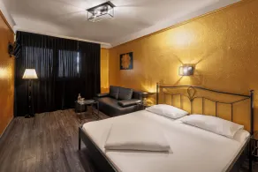 Hotel Goldene Spinne - Chambre