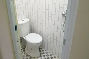 Hotel O Aero Kost Bu Lisa Syariah Near Pasar Tradisional Lawang - Bathroom