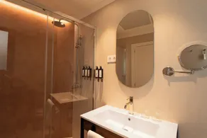 Petit Palace Preciados - Salle de bain
