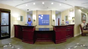 Holiday Inn Express & Suites Dyersburg by IHG - Réception