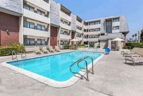 Best Western Plus West Covina Inn - Piscine
