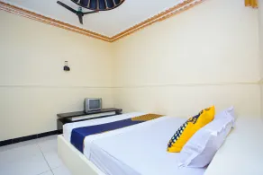 Hotel O Buana Jaya Guest House - Chambre