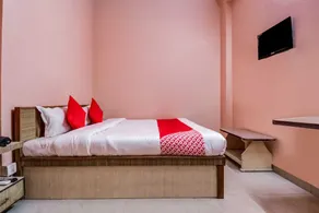 OYO 17250 Hotel Ganesham - Camera