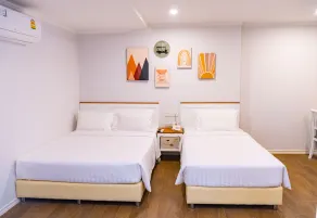 J PLACE HOTEL - Chambre