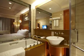Dalian East Hotel - Bathroom