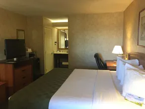 Days Inn & Suites by Wyndham Albuquerque North - Chambre
