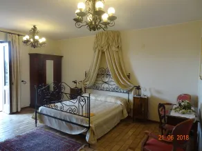 Castello di Altomonte - Room