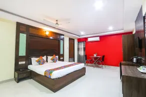 FabHotel Royal Residency II - Nr Lakdikapul Metro Station - Quarto