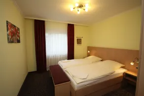 Cafe Schneidewind - Room