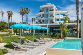 Acacia Palace - Piscine