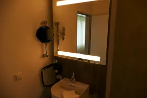 Meyn's Apartments & Hotel - Bathroom