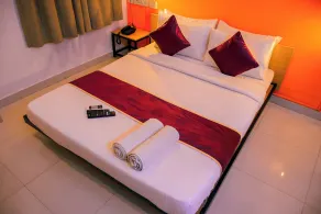 Naksha Tree Hotels- Ramapuram - Camera