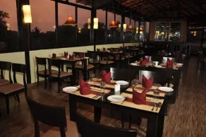 Sukhmantra Resort - Restaurante