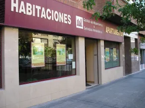 Gestión de Alojamientos Rooms - Guest House - Indgang