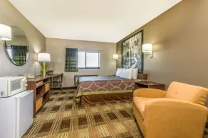 Super 8 by Wyndham Kimball - Zimmer