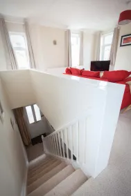 Toothbrush Apartments - Ipswich East - Cauldwell Ave - Interior entrance