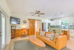 < 1 Mi to Lake Rousseau: Waterfront Home! - Interiør