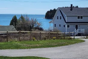 Walk to Pigeon Hill Bay: Coastal Maine Cottage - Intérieur