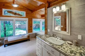 Yakima River Retreat - Badezimmer