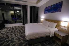 Laten Suites Al Salim Plaza Serviced Apartment - Room