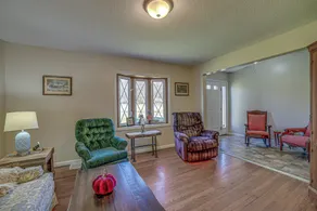 Quaint Youngstown Home ~ 2 Mi to Boardman Park! - Intérieur