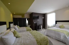 Camino Plaza - Room