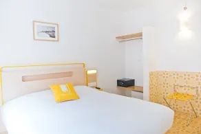 Bloom Hotel - Calangute - Room