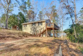 Private Lakefront Home w/ Views & Dock in Hartwell - Innvendig