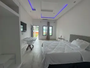 Mangungumete Motel - Room