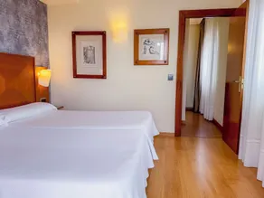 Torreluz Apartamentos - Chambre