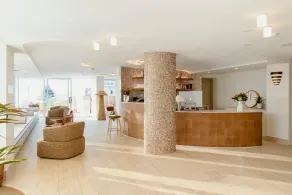 Marina Resort - Reception