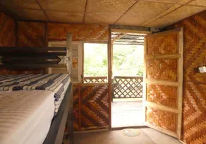 Bakau Hijau Riverlodge - Hostel - Værelse