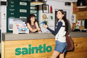 Auberge Saintlo Montréal Hostel - Reception