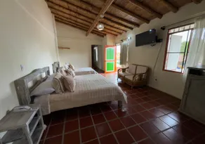 Eco Hotel Santa Barbara - Room
