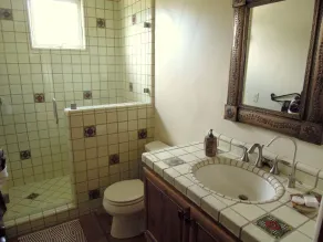 Croad Vineyards - The Inn - Salle de bain