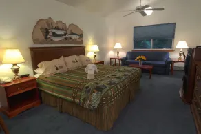 Frontier Suites Hotel in Juneau - Chambre