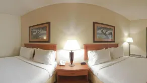 Triple Play Resort Hotel & Suites - Værelse