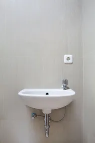 Hotel O Sarkawi Residence - Bathroom