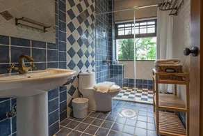 Forest B&B - Bathroom