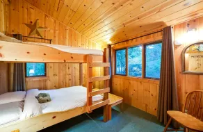 Snowline Cabin 10 - Log Cabin at its Best Free Wi-fi - Værelse