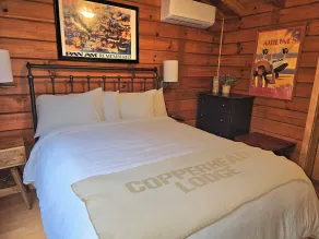Copperhead Lodge and Resort Cabin Rentals - Zimmer