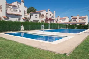 Nice Home see French Title - Pool