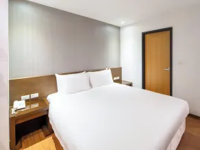 CHECK inn SELECT Hualien LinSen - Room
