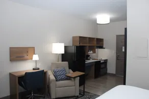 Candlewood Suites Tallahassee by IHG - Zimmer