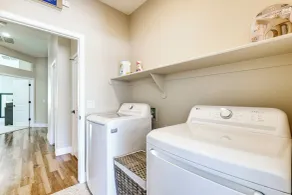 Fenced Pool & Patio: Newly Updated Surprise Home - Innvendig