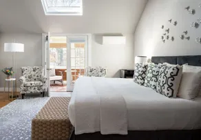 Captain Freeman Inn - Room