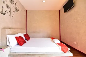 Love Box Resort - Room