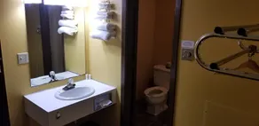 Alexander House Motel - Bad